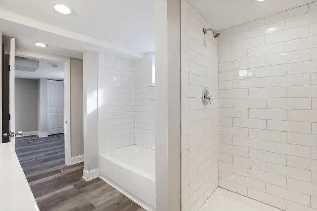 $3,699 | 1S480 Monterey Avenue, Oakbrook Terrace, IL 60181