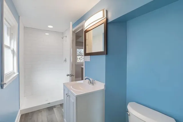 $3,699 | 1S480 Monterey Avenue, Oakbrook Terrace, IL 60181