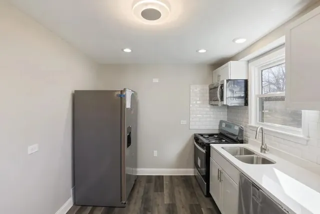 $3,599 | 1S480 Monterey Avenue, Oakbrook Terrace, IL 60181