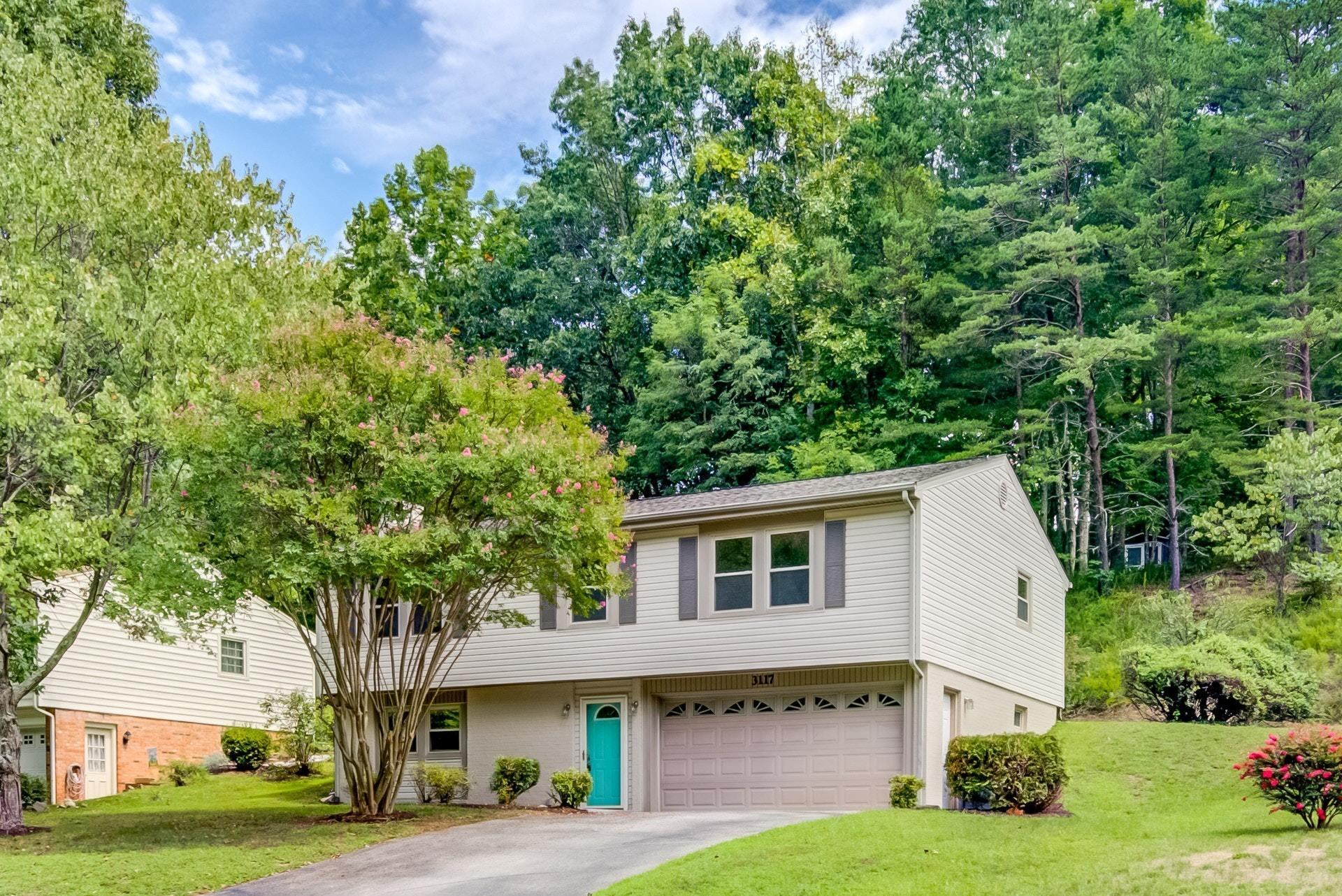 3117 Green Ridge Road Roanoke, VA 24019 - Photo 1 of 32 002-325306-02-3117 Green Ridge Rd Roanok