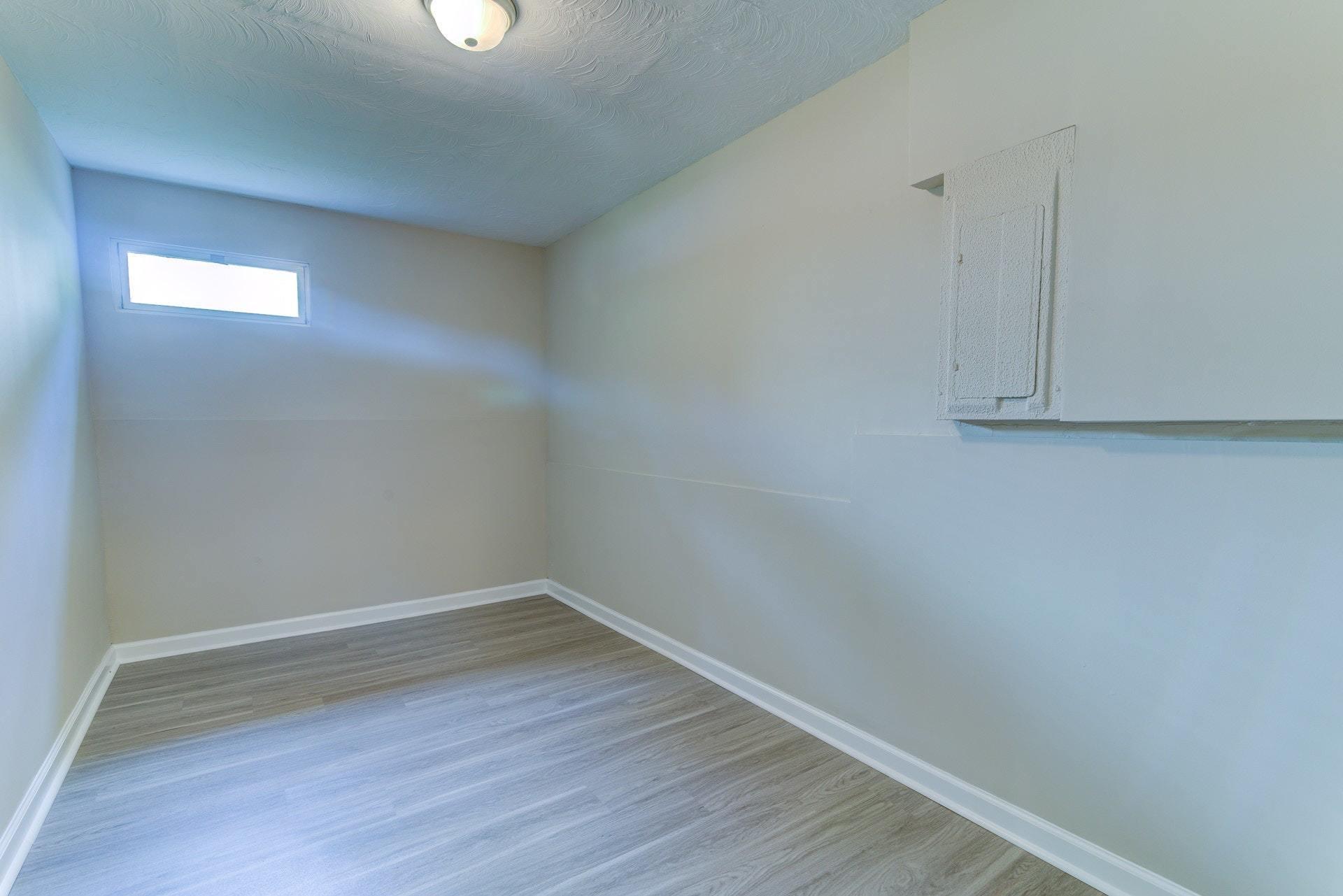 3117 Green Ridge Road Roanoke, VA 24019 - Photo 24 of 32 024-325306-24-3117 Green Ridge Rd Roanok