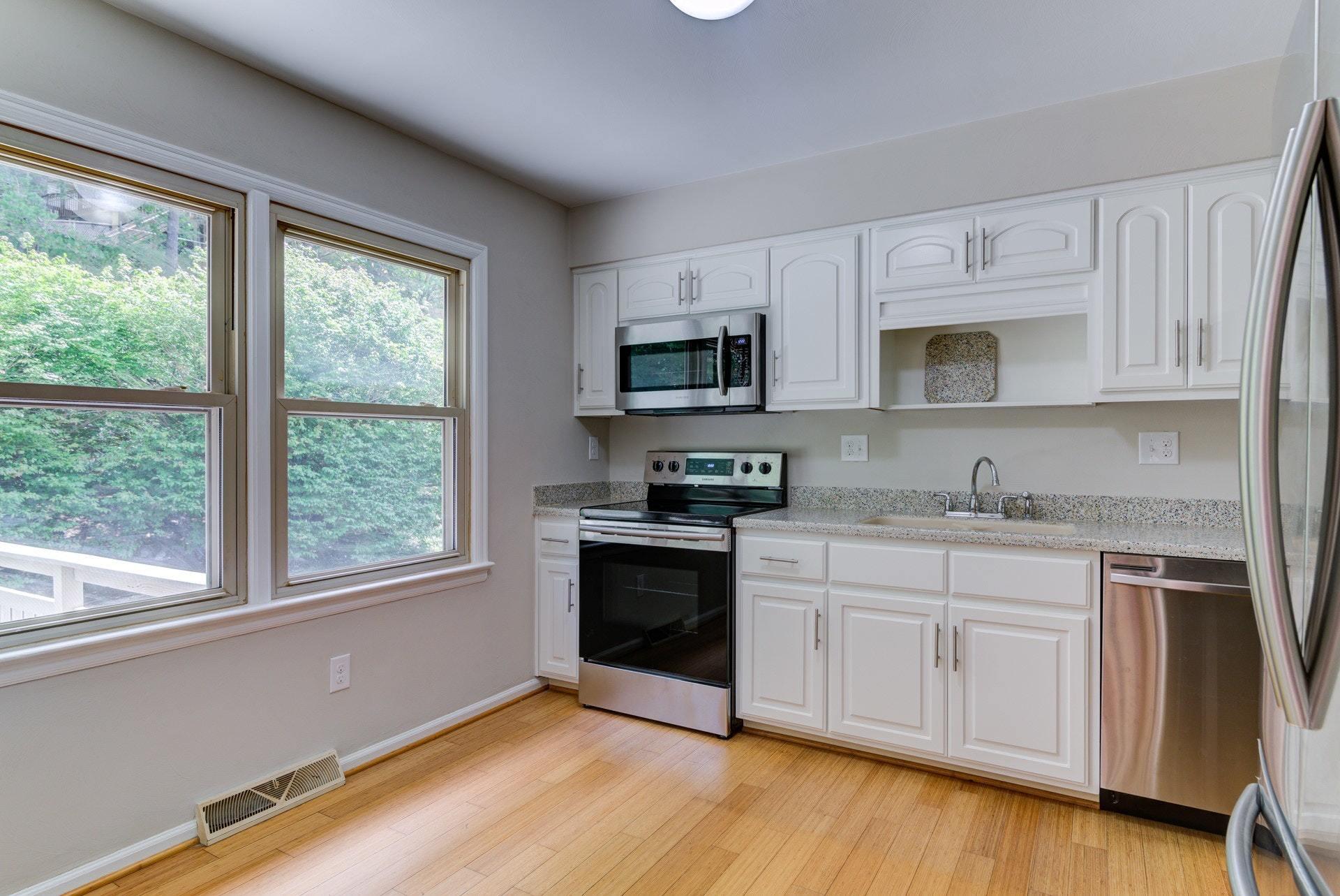3117 Green Ridge Road Roanoke, VA 24019 - Photo 10 of 32 010-325306-10-3117 Green Ridge Rd Roanok