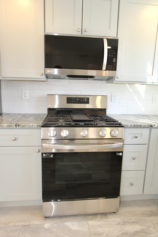 18 Palisades Street Worcester, MA 01604 - Photo 6 of 17