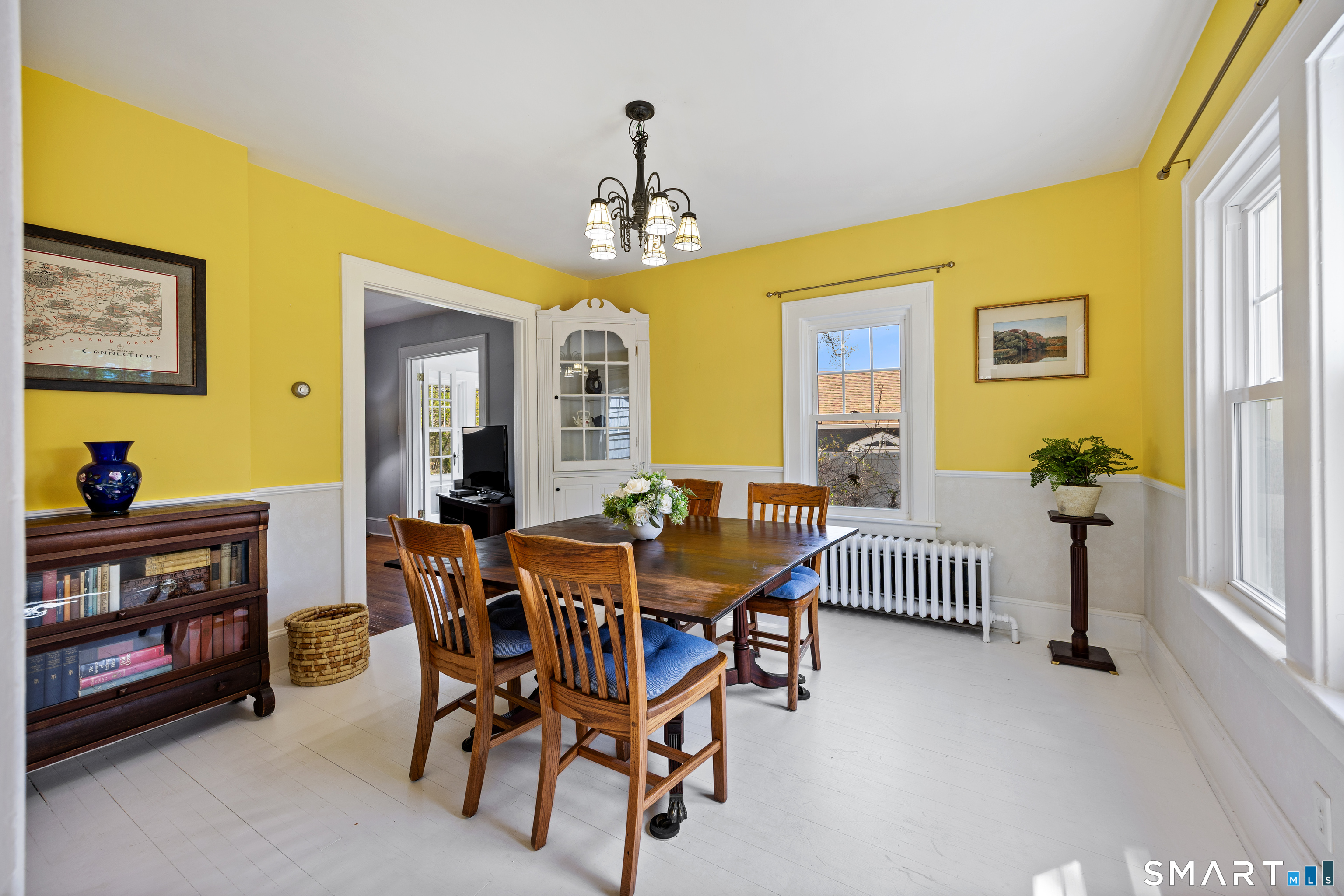 34 Clintonville Road North Haven, CT 06473 - Photo 14 of 40 1st Floor Formal Dining Room