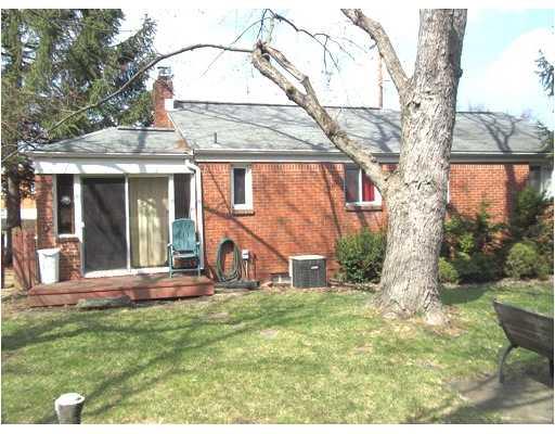 593 River Ridge Road McKeesport, PA 15133 - Photo 8 of 10 Exterior Back.