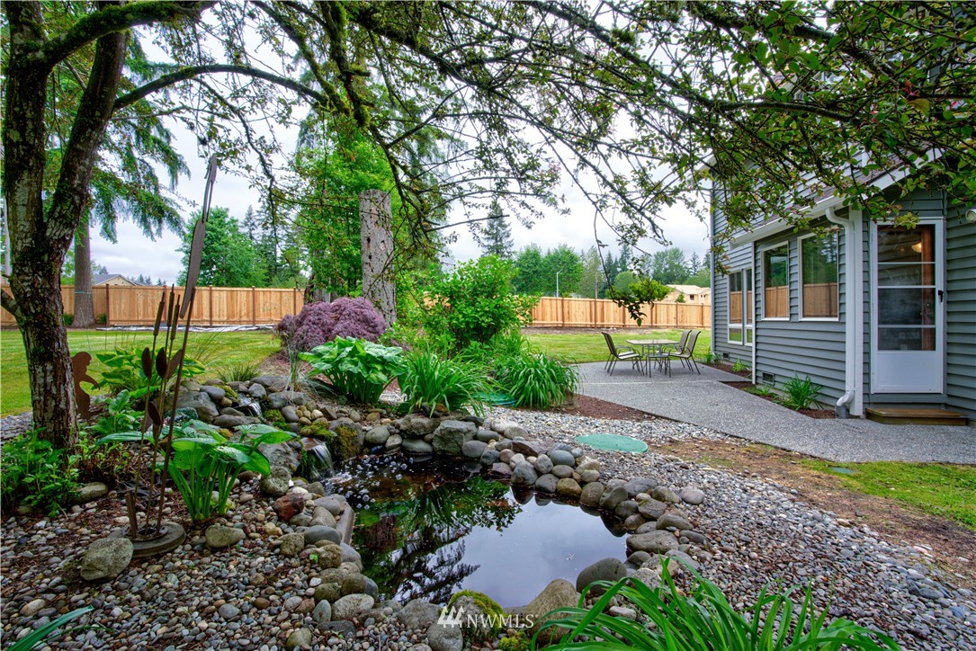 18322 Bellflower Road Bothell, WA 98012 - Photo 6 of 34