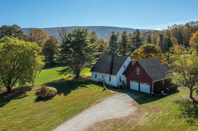 $815,000 | 158 Upland Downs Road, Manchester, VT 05255