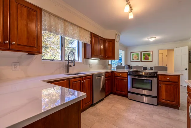 $815,000 | 158 Upland Downs Road, Manchester, VT 05255