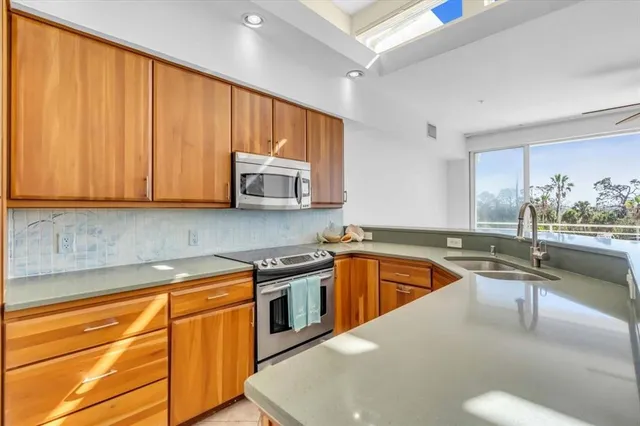 $450,000 | 8230 Harborside Circle, Englewood, FL 34224