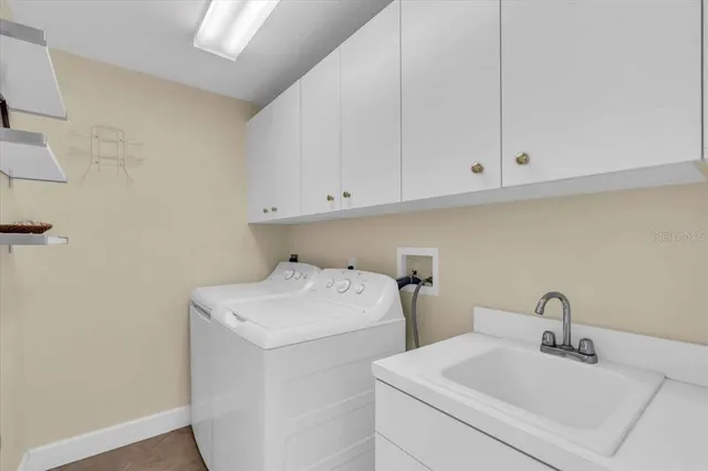 $450,000 | 8230 Harborside Circle, Englewood, FL 34224