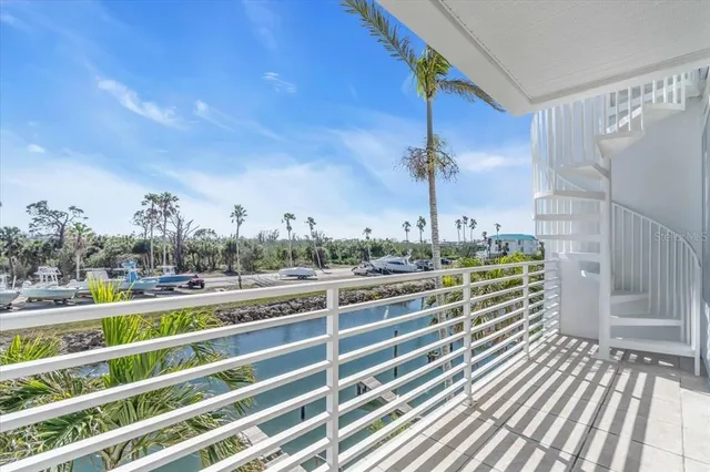 $450,000 | 8230 Harborside Circle, Englewood, FL 34224