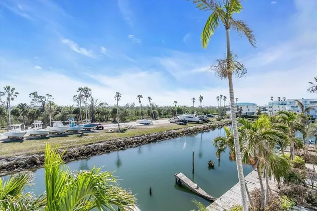 $450,000 | 8230 Harborside Circle, Englewood, FL 34224