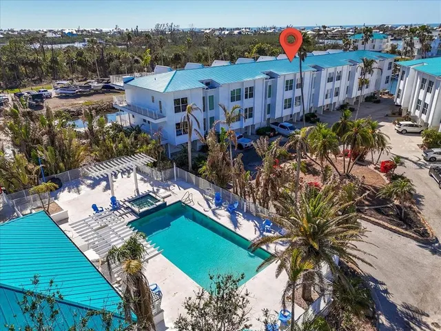 $450,000 | 8230 Harborside Circle, Englewood, FL 34224