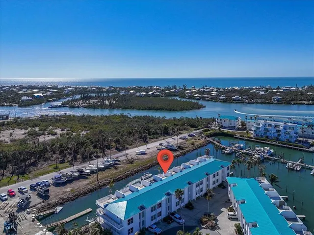 $450,000 | 8230 Harborside Circle, Englewood, FL 34224