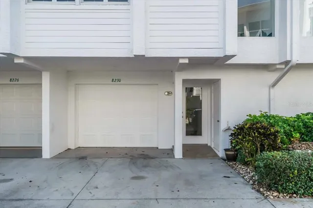 $450,000 | 8230 Harborside Circle, Englewood, FL 34224