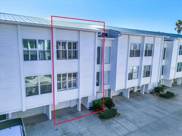 $450,000 | 8230 Harborside Circle, Englewood, FL 34224