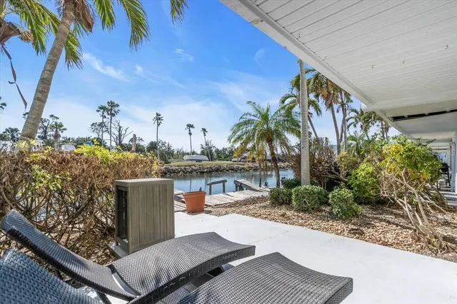 $450,000 | 8230 Harborside Circle, Englewood, FL 34224