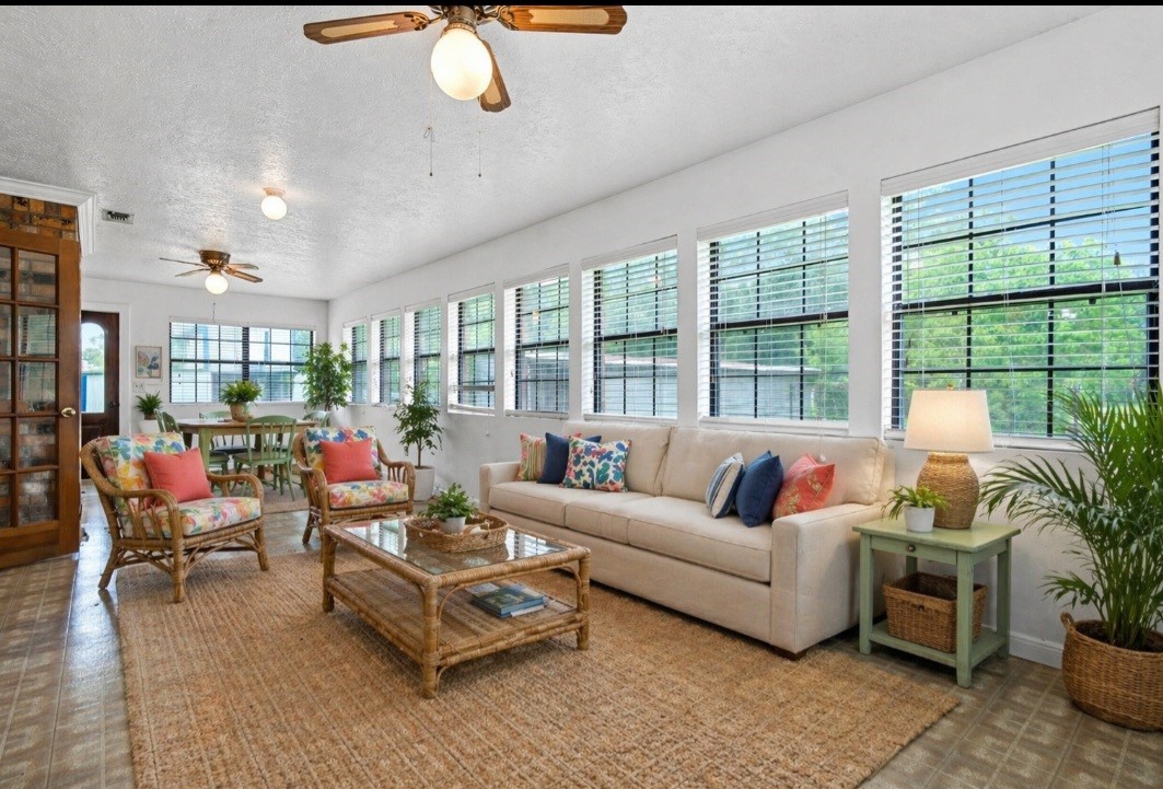13180 Morgan Drive Splendora, TX 77372 - Photo 17 of 38 Virtually staged sunroom