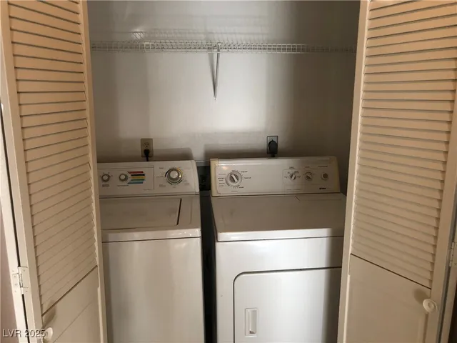 $1,995 | 2200 South Fort Apache Road, Unit 2199, Las Vegas, NV 89117