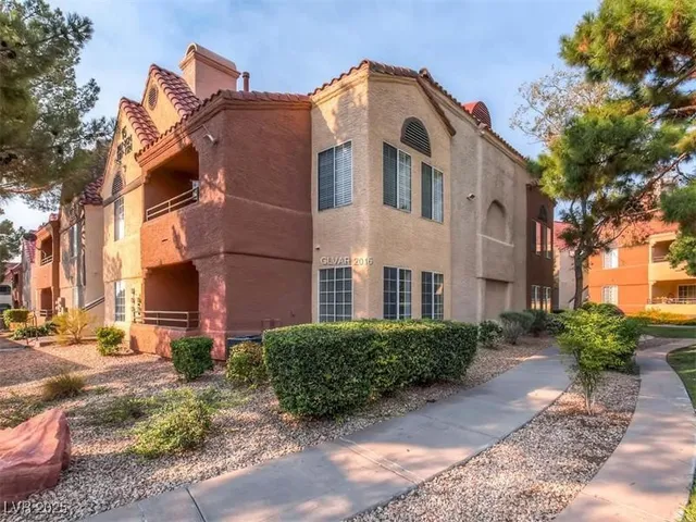 $1,995 | 2200 South Fort Apache Road, Unit 2199, Las Vegas, NV 89117
