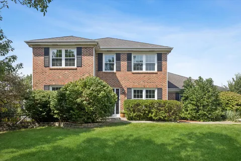 $615,000 | 1524 Fieldcrest Drive, West Chicago, IL 60185