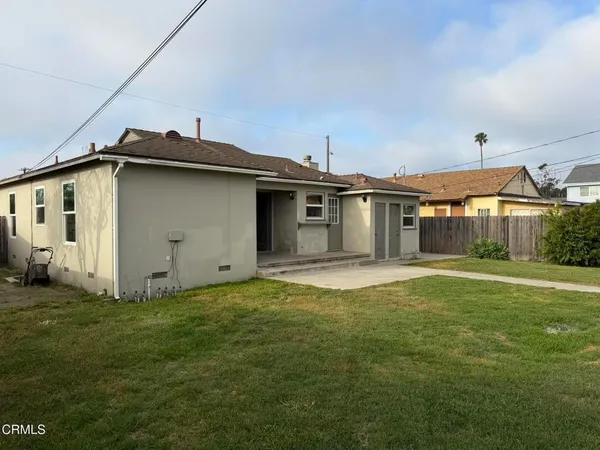 $699,900 | 711 Myrna Drive, Port Hueneme, CA 93041