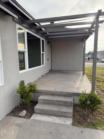 $699,900 | 711 Myrna Drive, Port Hueneme, CA 93041