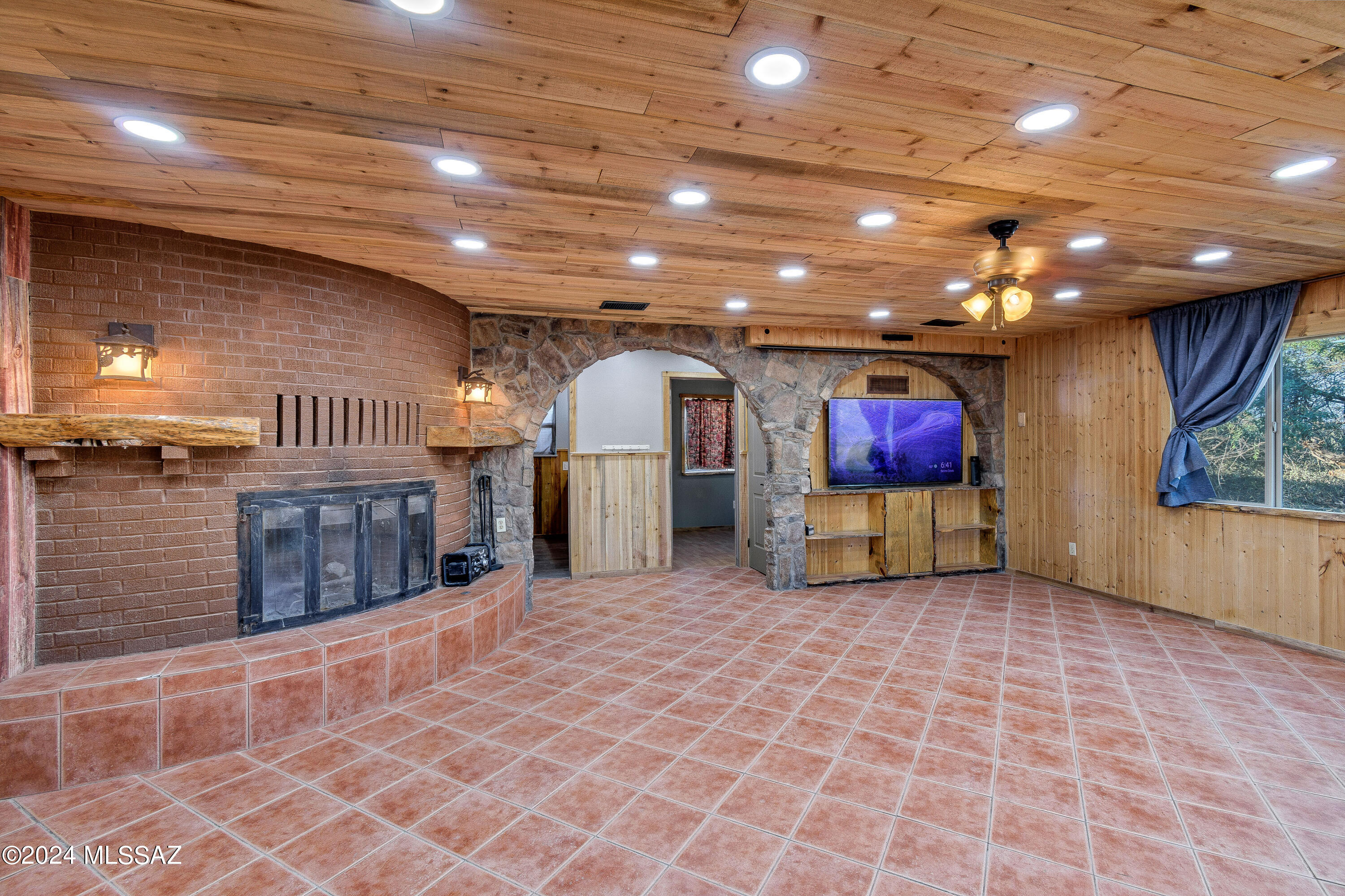 8842 South Cover View Road Tucson, AZ 85736 - Photo 5 of 50 Gallery Image 5