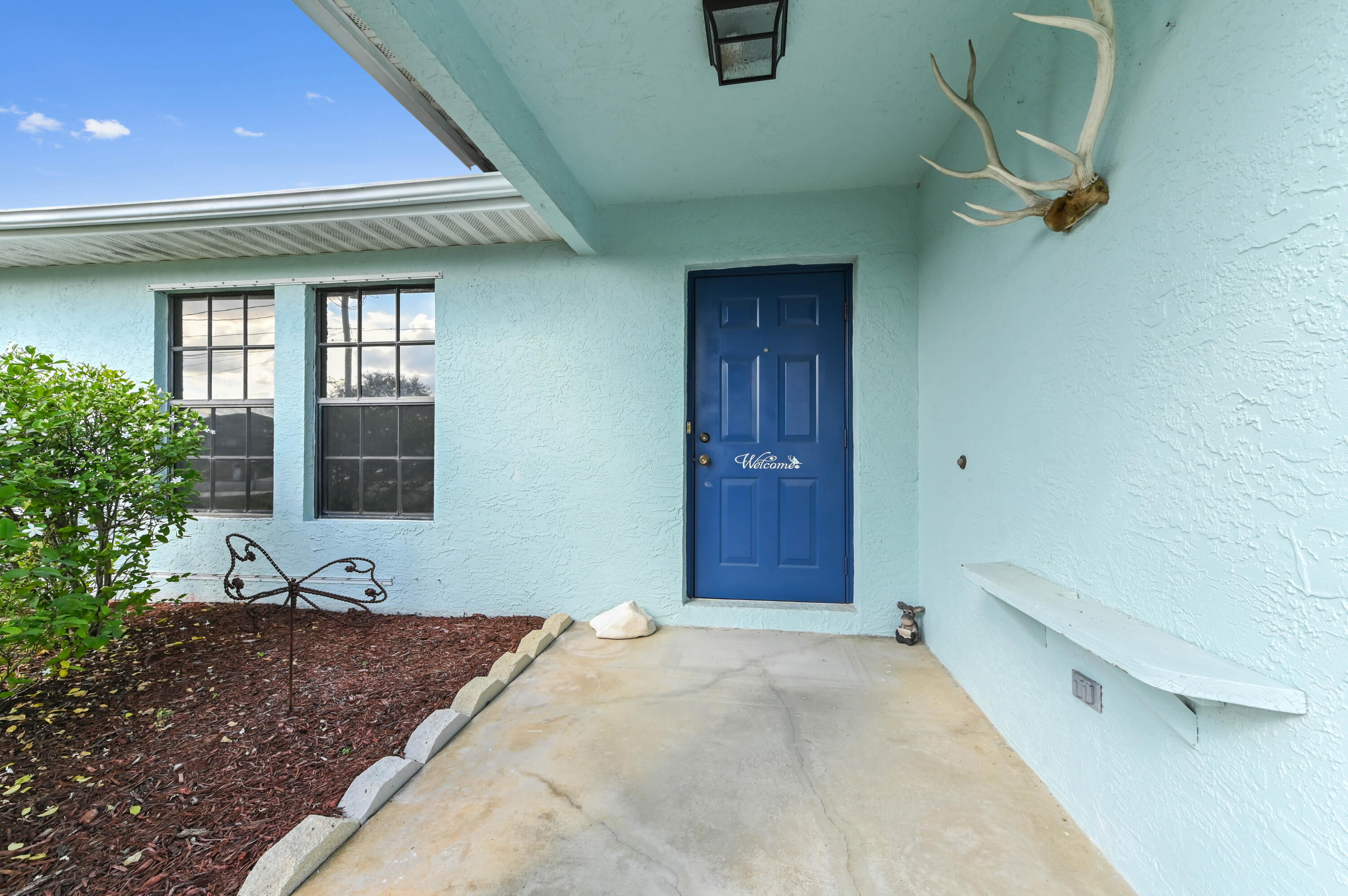 665 Southwest Backert Avenue Port St. Lucie, FL 34953 - Photo 6 of 46