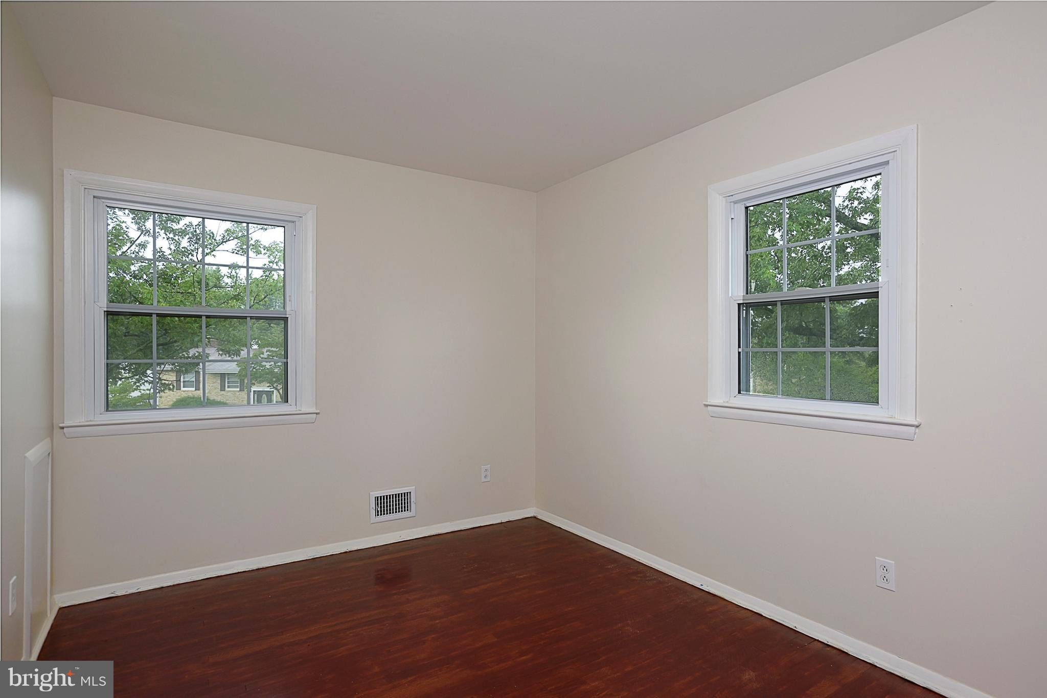 308 Janet Road Reisterstown, MD 21136 - Photo 17 of 26 Bedroom