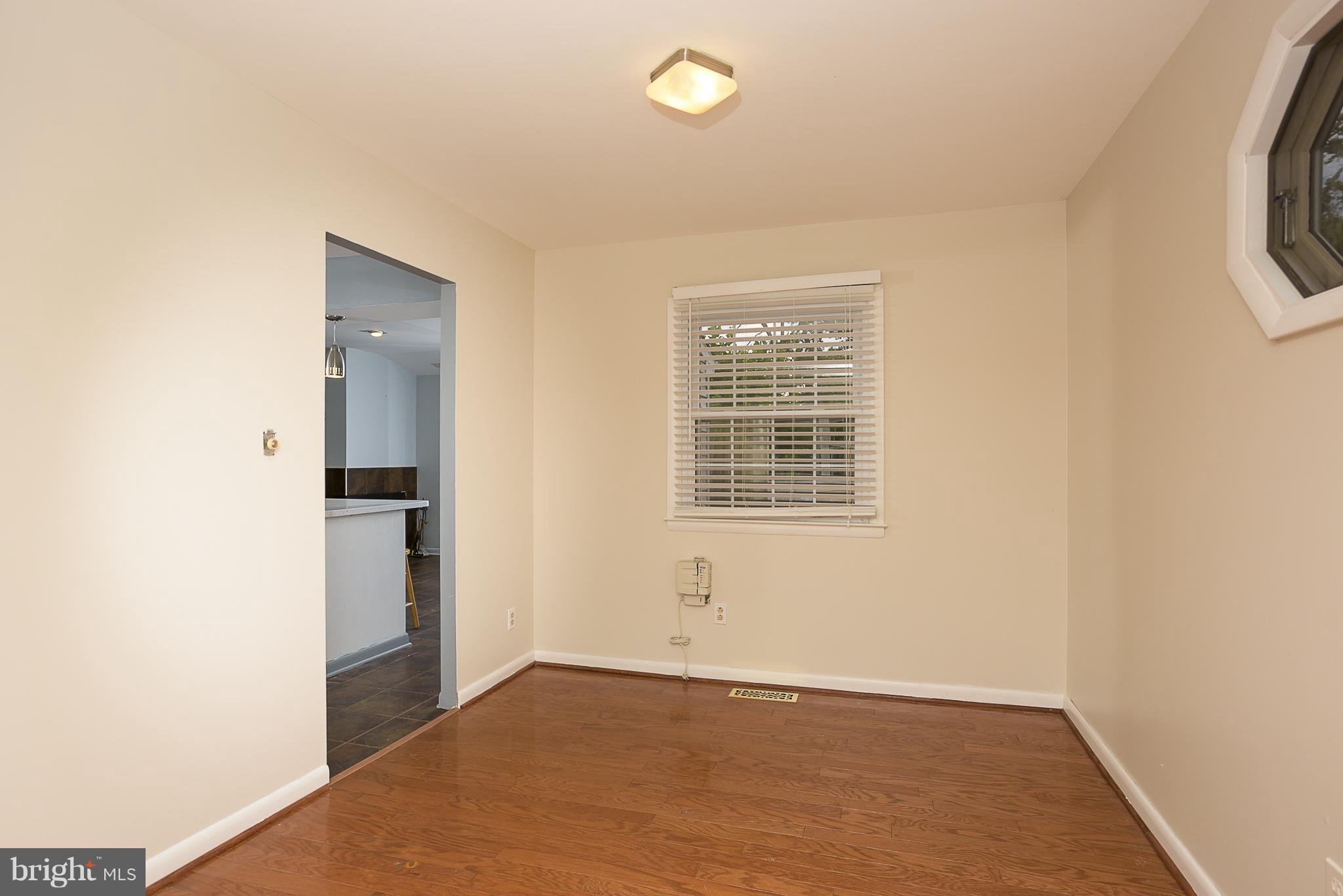 308 Janet Road Reisterstown, MD 21136 - Photo 7 of 26 Dining Room