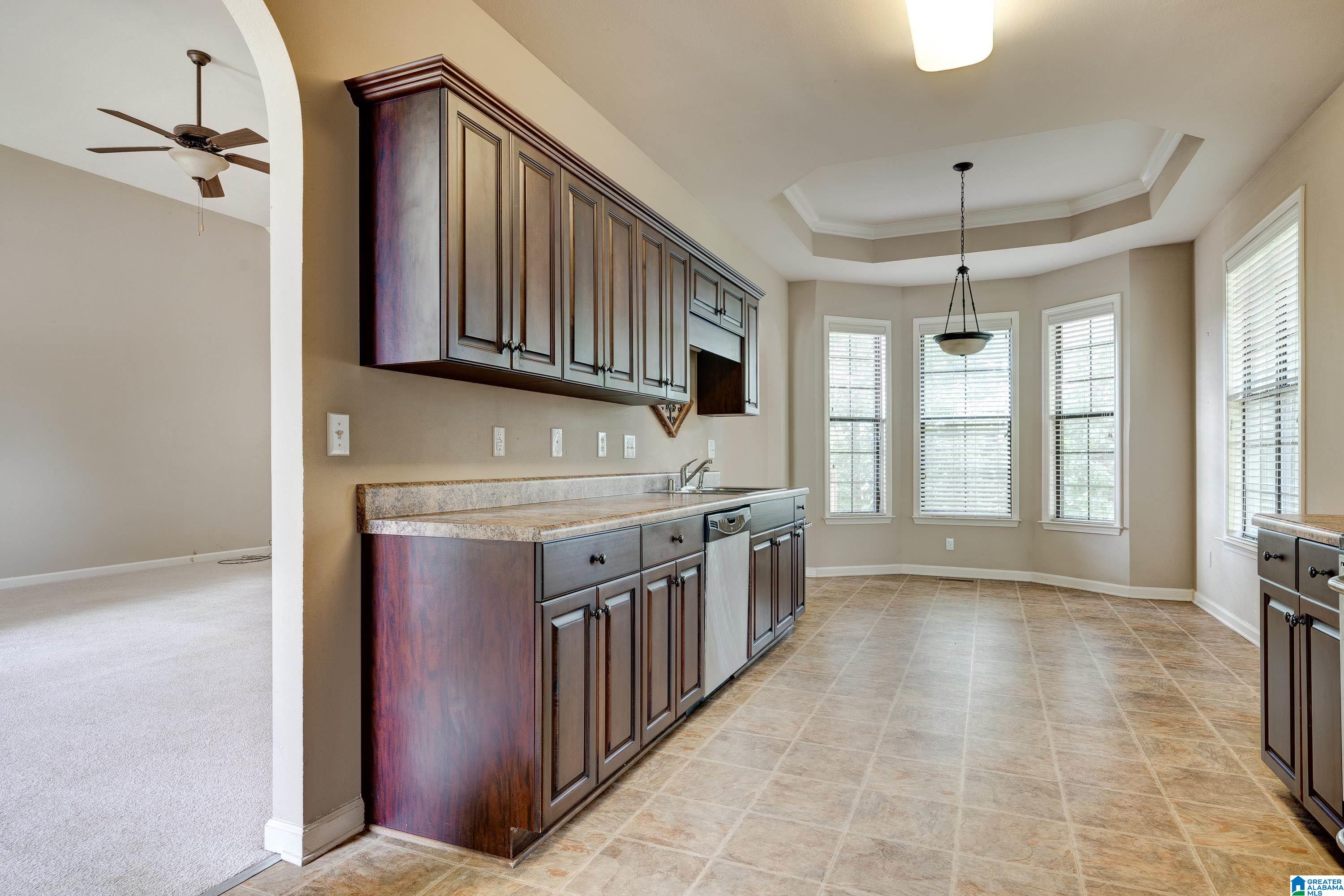 203 Chinaberry Way Alabaster, AL 35114 - Photo 14 of 38