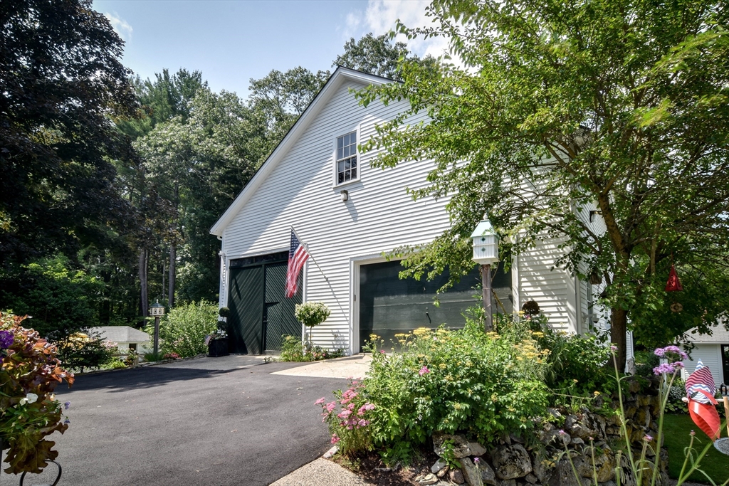 178 Dedham Street Dover, MA 02030 - Photo 35 of 41