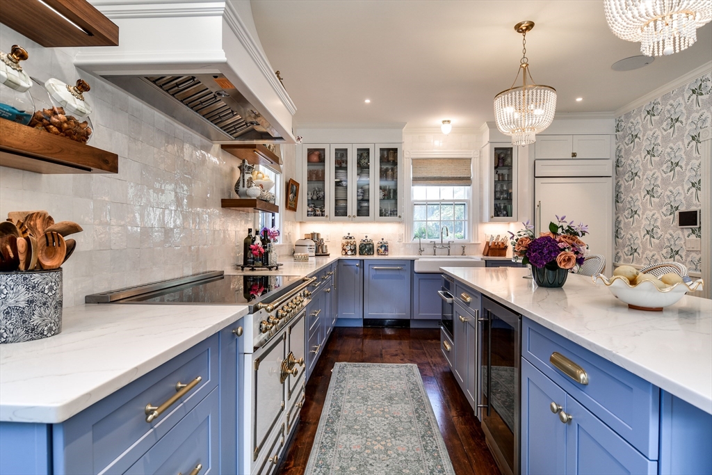 178 Dedham Street Dover, MA 02030 - Photo 10 of 41