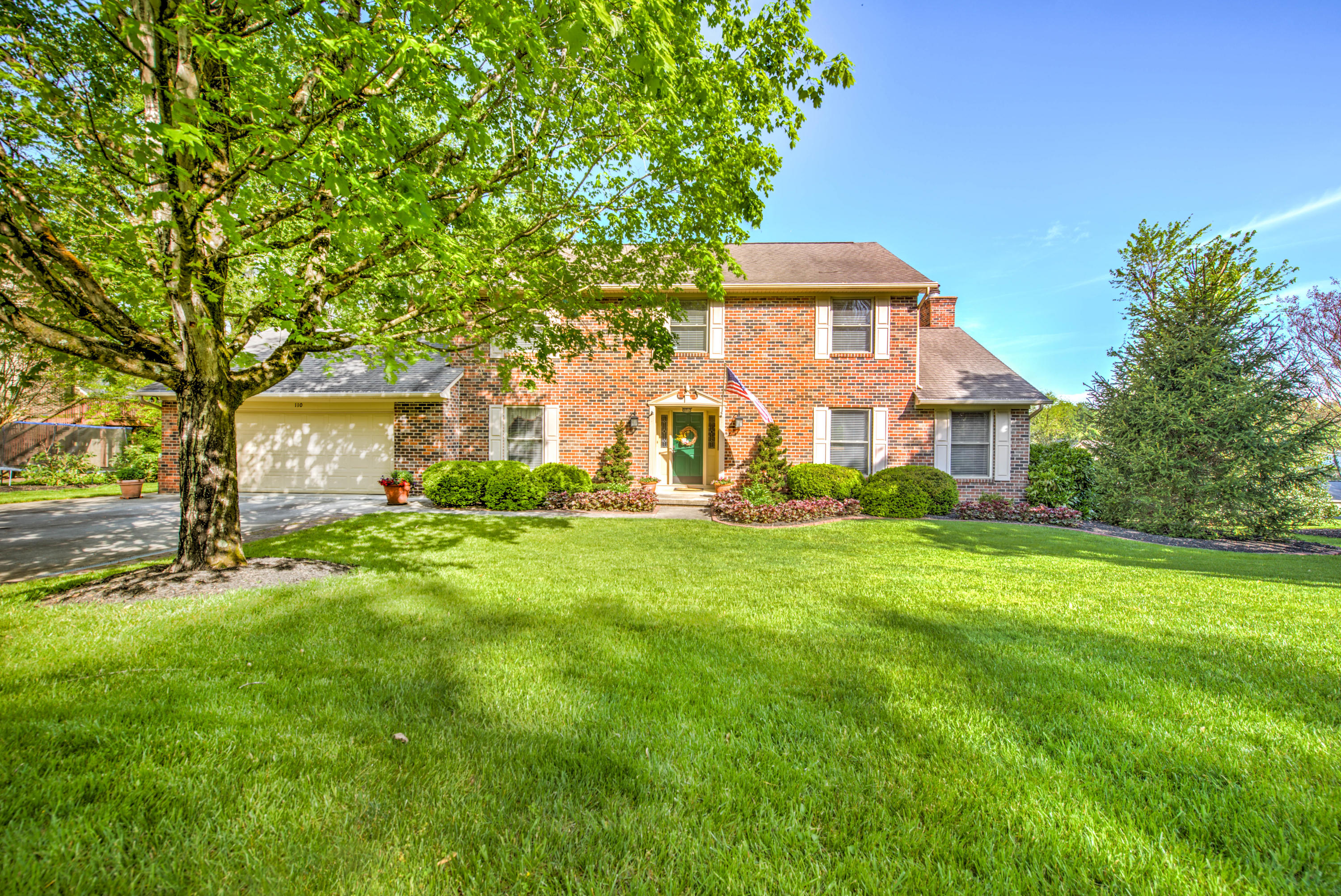 110 Connors Drive Oak Ridge, TN 37830 - Photo 1 of 40 1