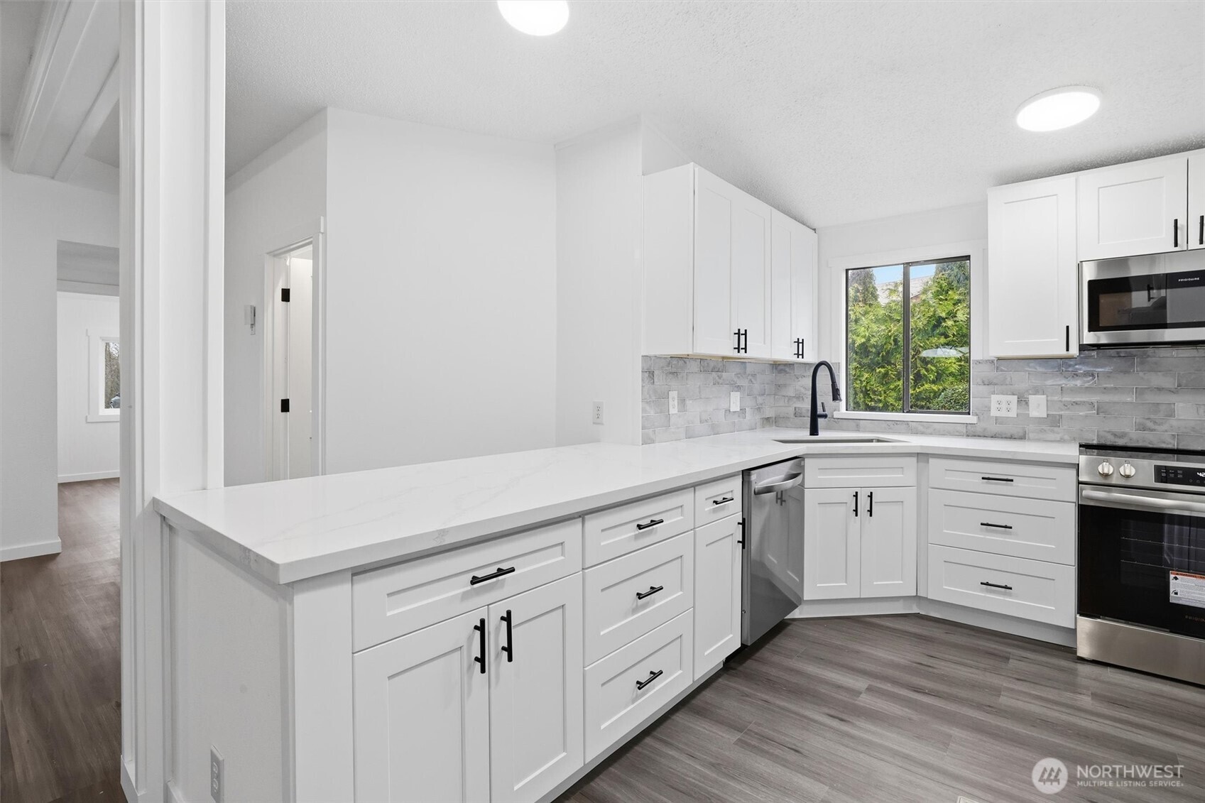 13868 Chain Lake Road Monroe, WA 98272 - Photo 11 of 33