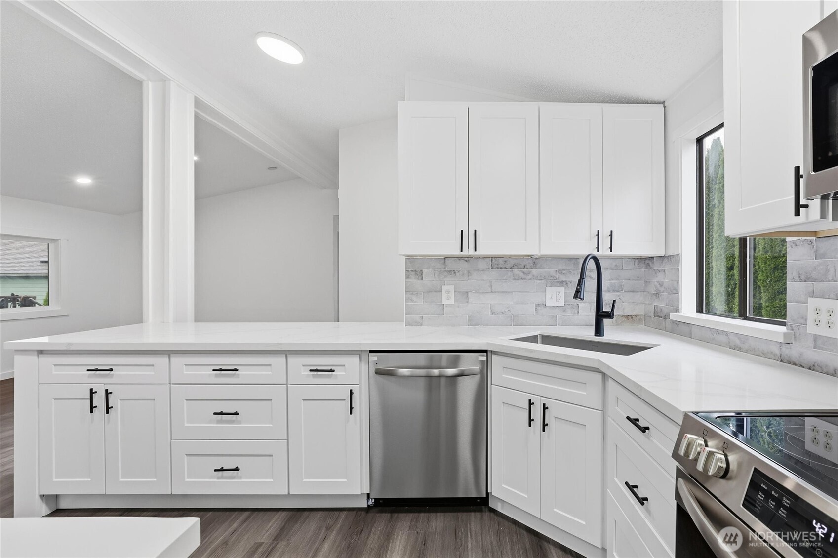 13868 Chain Lake Road Monroe, WA 98272 - Photo 13 of 33