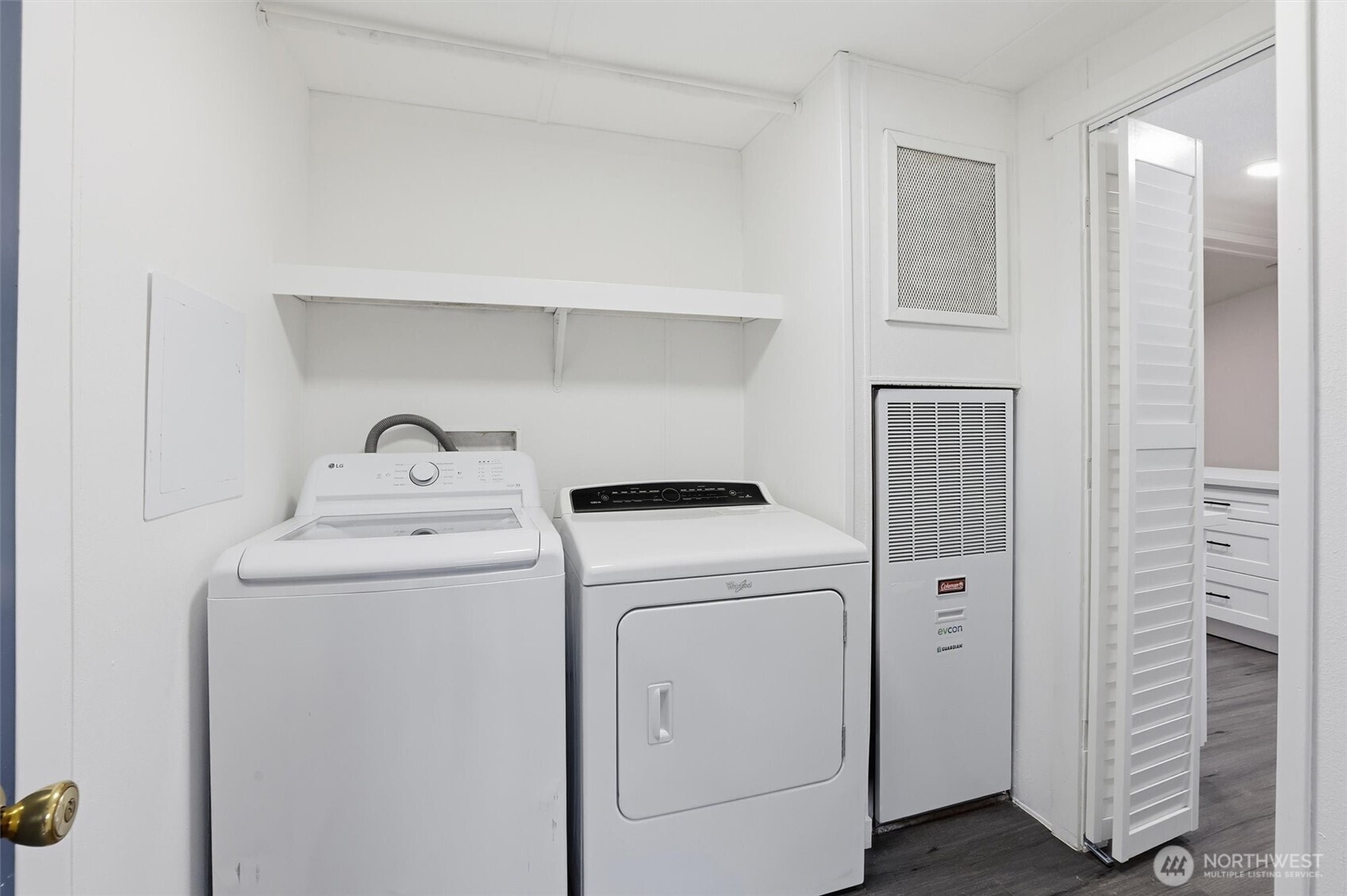 13868 Chain Lake Road Monroe, WA 98272 - Photo 16 of 33