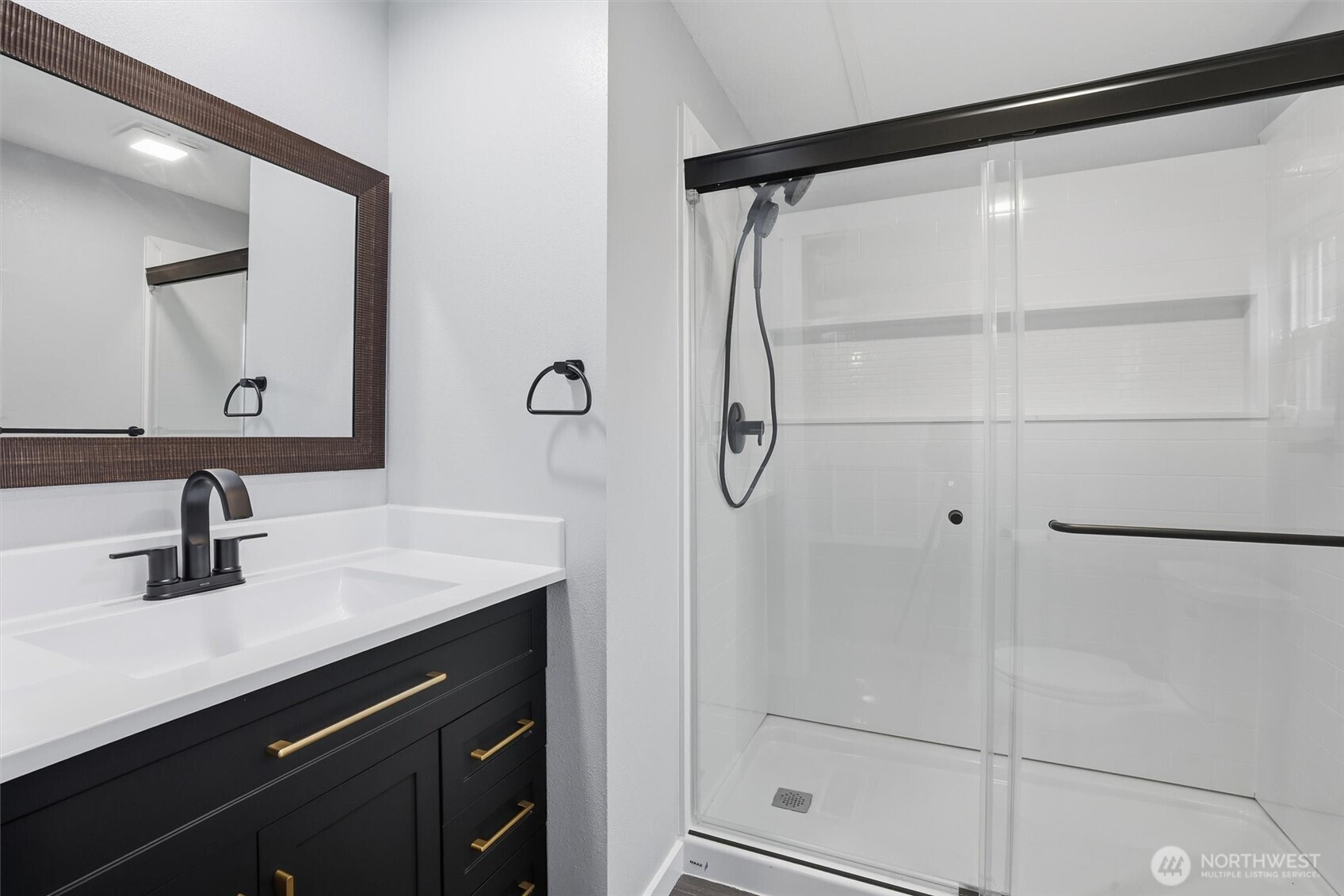 13868 Chain Lake Road Monroe, WA 98272 - Photo 21 of 33