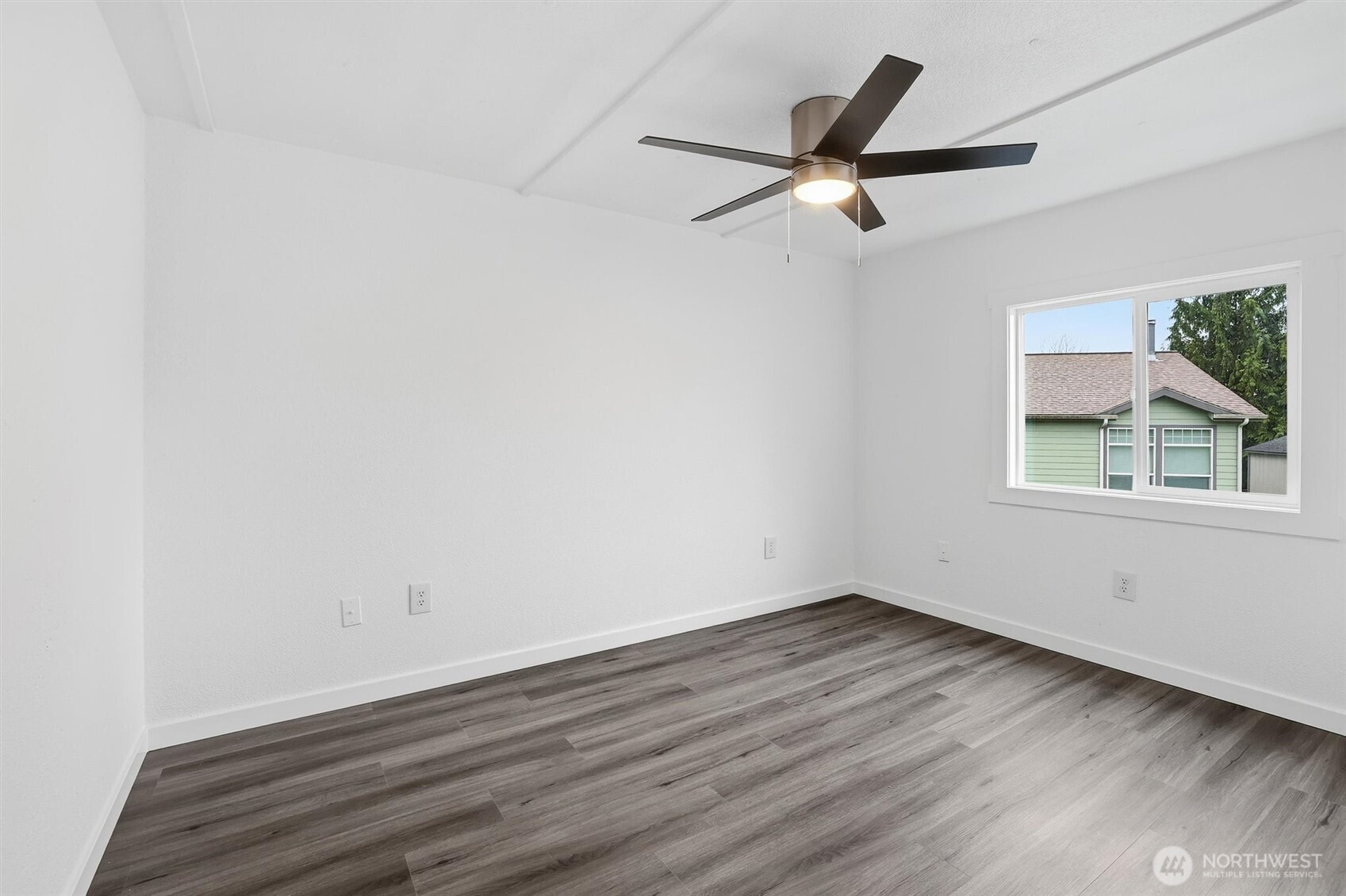 13868 Chain Lake Road Monroe, WA 98272 - Photo 25 of 33