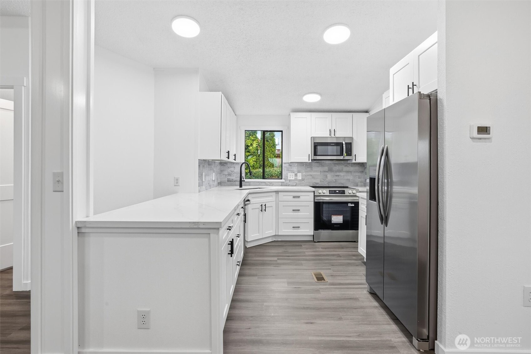 13868 Chain Lake Road Monroe, WA 98272 - Photo 10 of 33