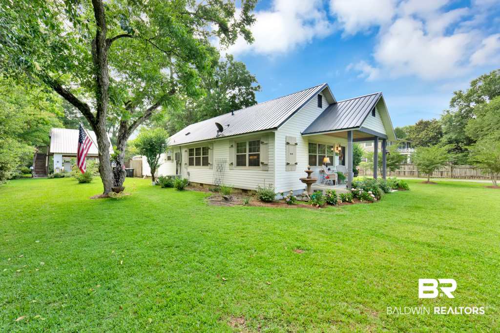 58 North Ingleside Street Fairhope, AL 36532 - Photo 5 of 32