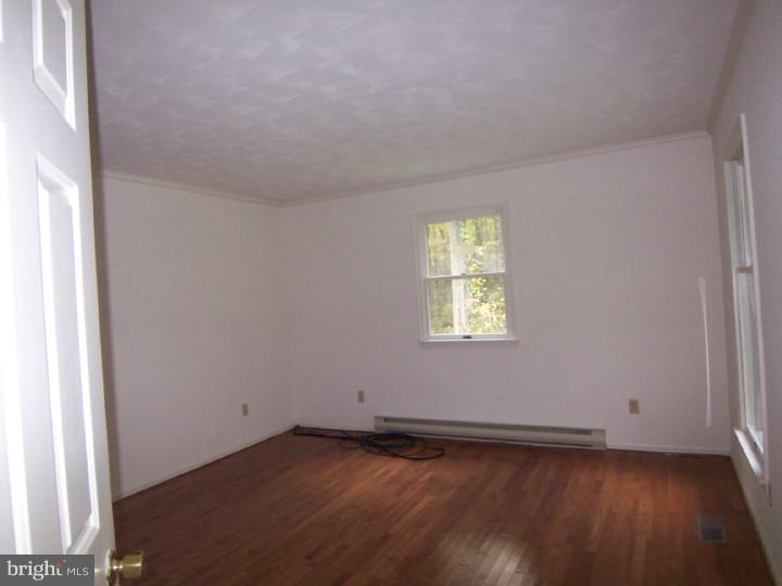 3087 Hourglass Road Hartly, DE 19953 - Photo 4 of 22 Dining Room