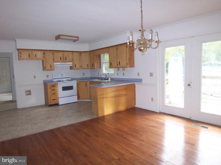 3087 Hourglass Road Hartly, DE 19953 - Photo 5 of 22 Kitchen