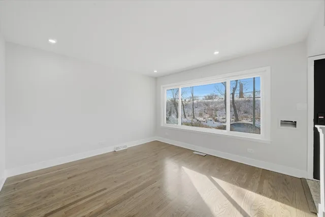 $444,999 | 3415 North Kenton Avenue, Chicago, IL 60641