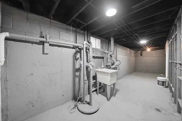 $444,999 | 3415 North Kenton Avenue, Chicago, IL 60641