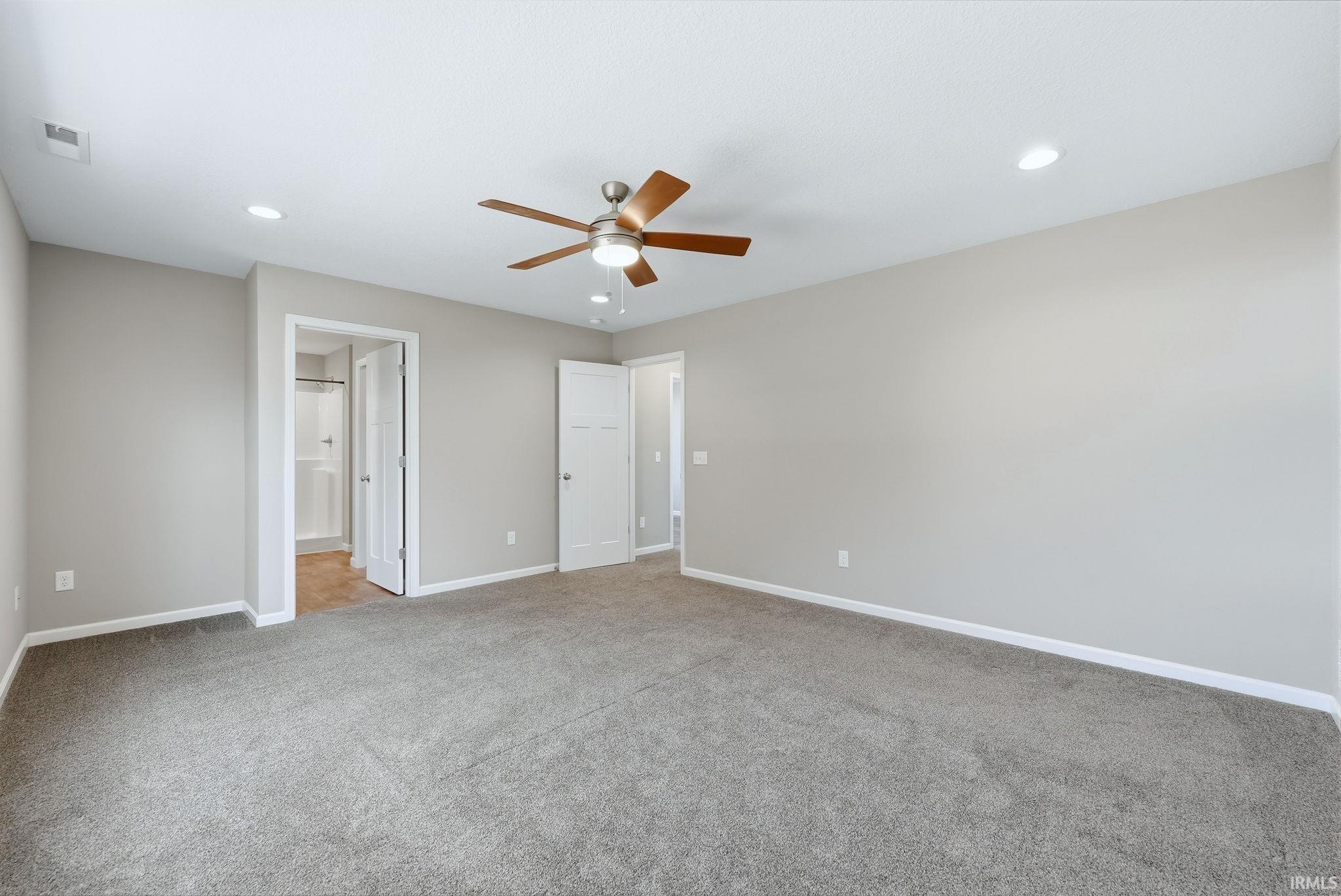 10491 Fieldlight Boulevard Fort Wayne, IN 46835 - Photo 14 of 34