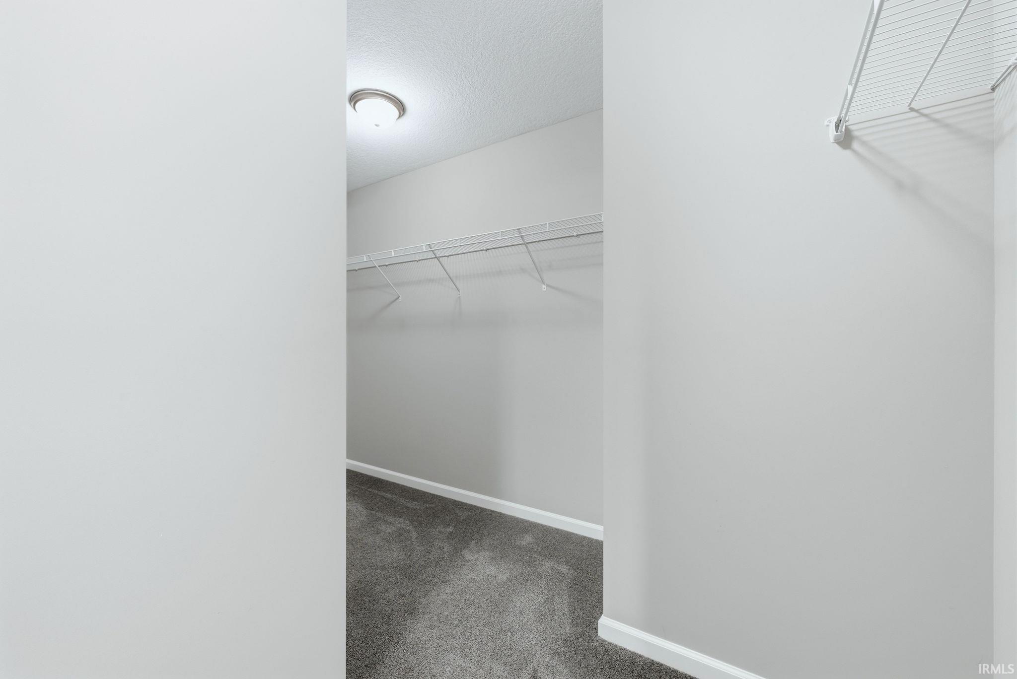 10491 Fieldlight Boulevard Fort Wayne, IN 46835 - Photo 18 of 34