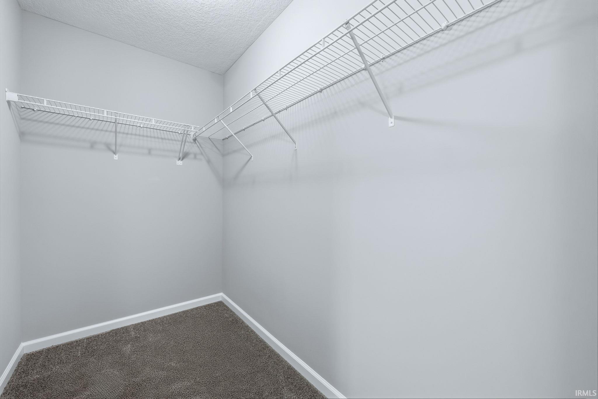10491 Fieldlight Boulevard Fort Wayne, IN 46835 - Photo 19 of 34