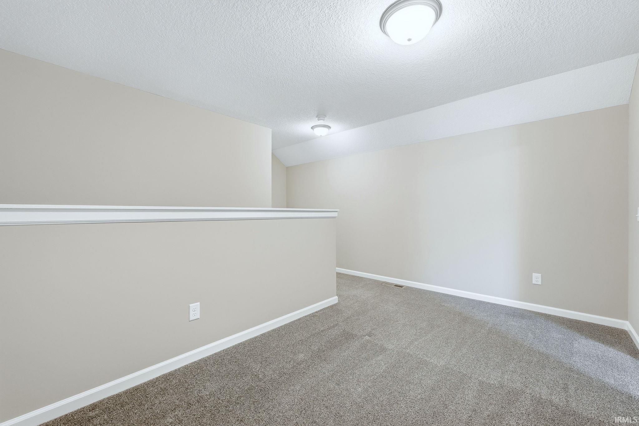 10491 Fieldlight Boulevard Fort Wayne, IN 46835 - Photo 23 of 34
